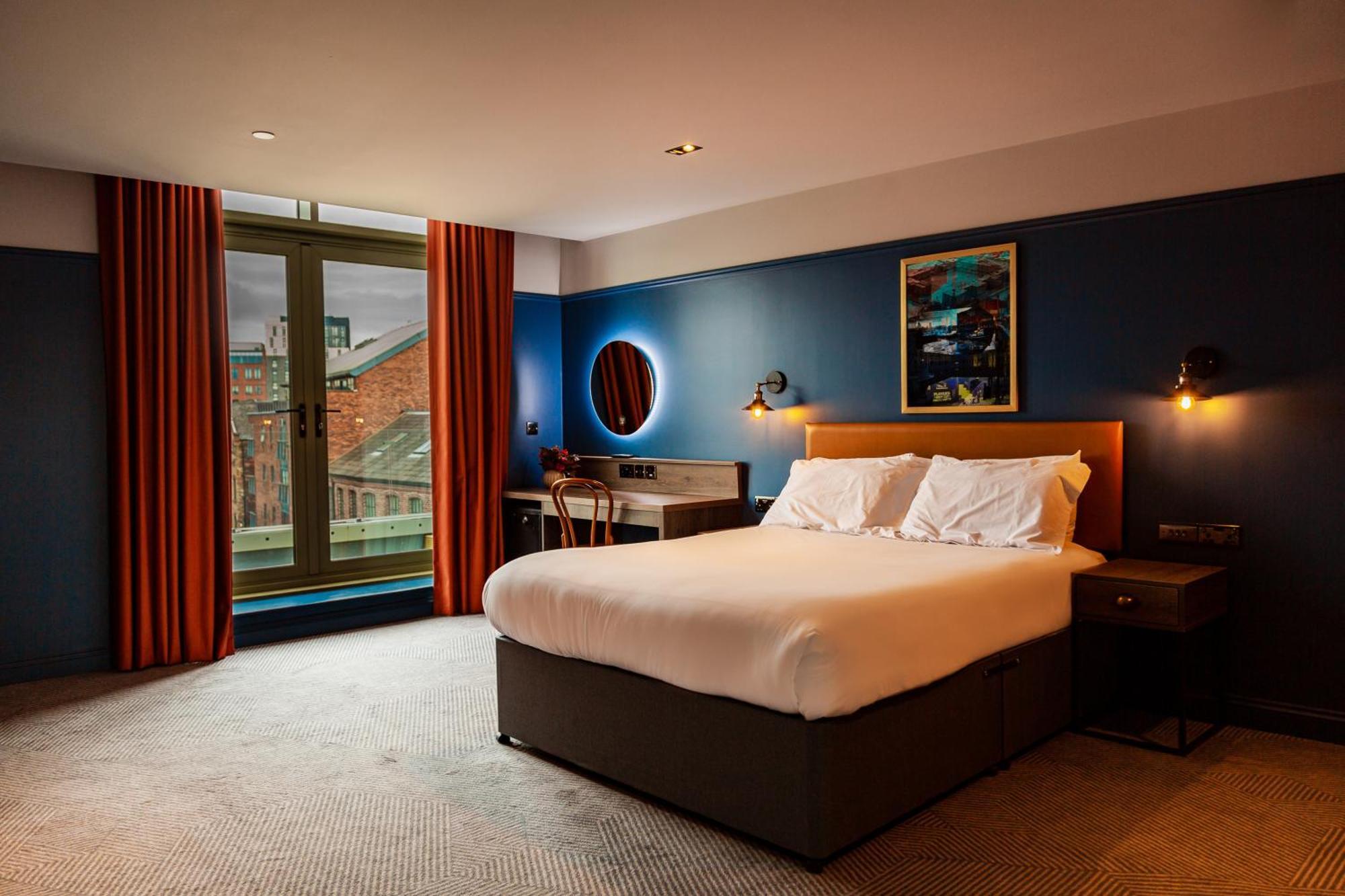 Seel Street By Epic 4*